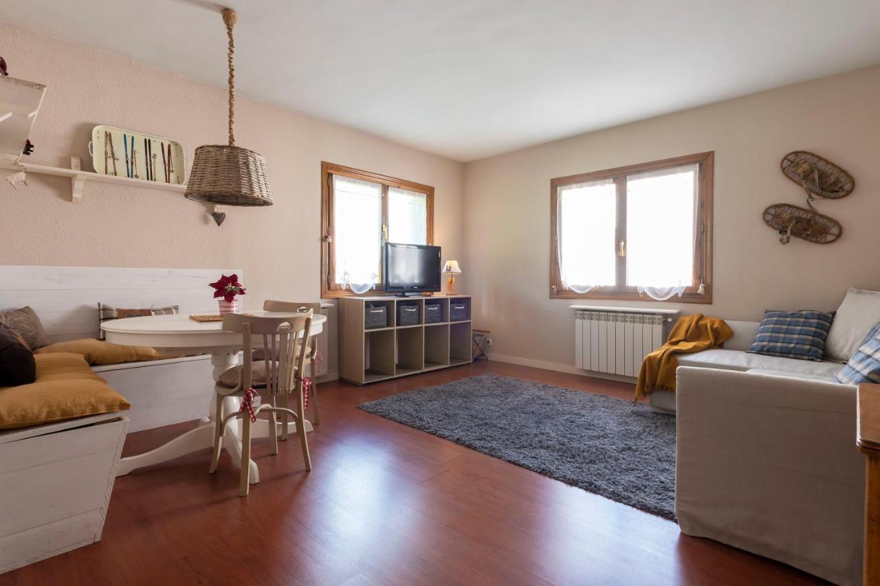 شقة Musales ☆ Apartamento Para 4 Personas Con Ascensor Sallent de Gállego المظهر الخارجي الصورة